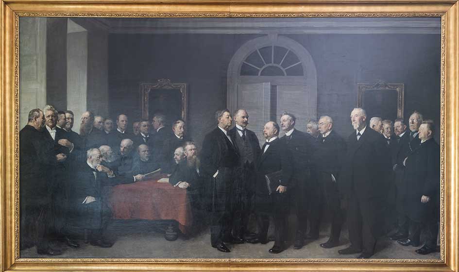 Maleriet ”Fra forhandlingerne om grundloven 5. juni 1915” af Herman Vedel, 1918, skildrer et historisk møde mellem rigets mest magtfulde mænd på det tidspunkt. 